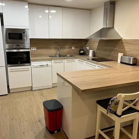 Apartamento En La Playa. Free Parking. Free Wifi L'Escala Exterior photo