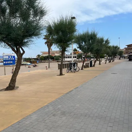 Apartamento En La Playa. Free Parking. Free Wifi L'Escala Exterior photo